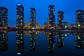 2026 夏窗转会风暴：为什么整个欧洲都在疯抢勒沃库森的 19 岁新一代哈维？